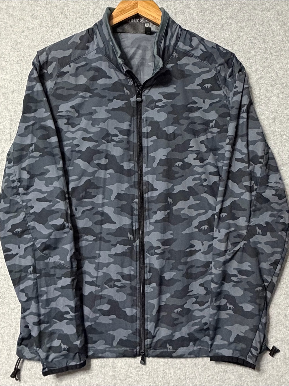 Greyson Men’s XL Camoscape Trailwolf Camo Golf Windbreaker Jacket Wolf